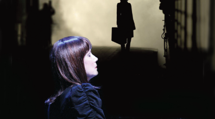 “I feel I need another day or two to simply process the excellence and the intensely personal story I’ve just been told,” confided the lady I had befriended at the post show…